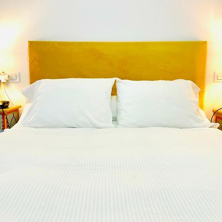 Apartamento Puerta Carmona Sevilla Eksteriør billede