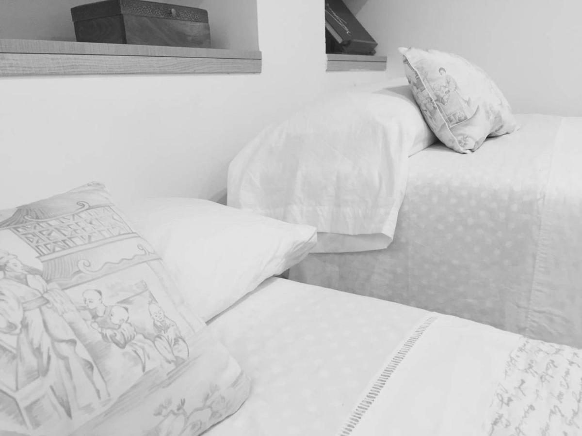 Apartamento Puerta Carmona Sevilla Eksteriør billede